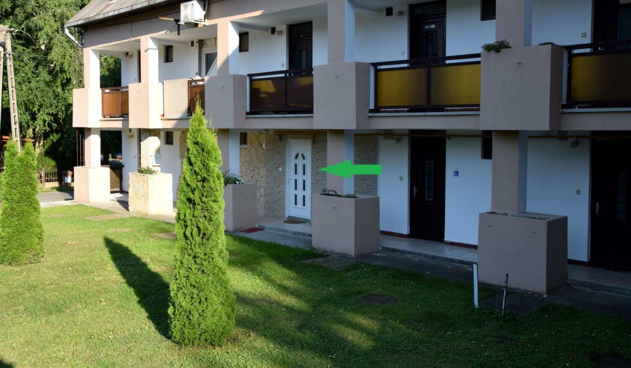Judit Apartman Dombovar-Gunaras Exterior foto